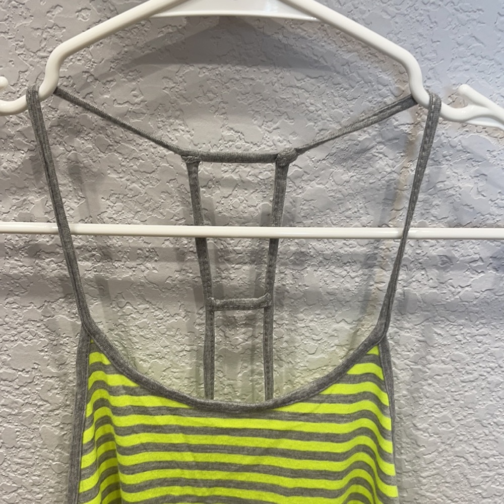 B Sharp Razorback Tank - Picture 3 of 4